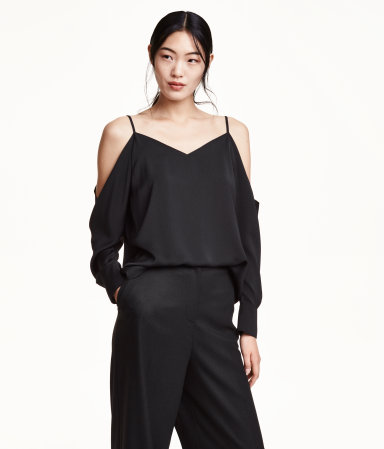 H&M Off-the-shoulder Blouse