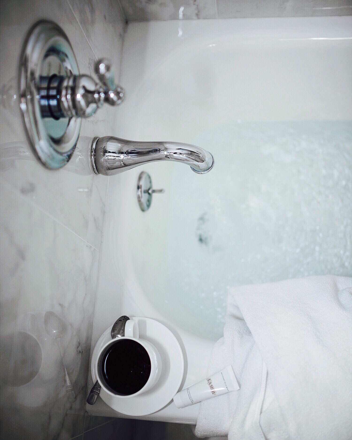 bath, la mer, towel, marble, bathtub