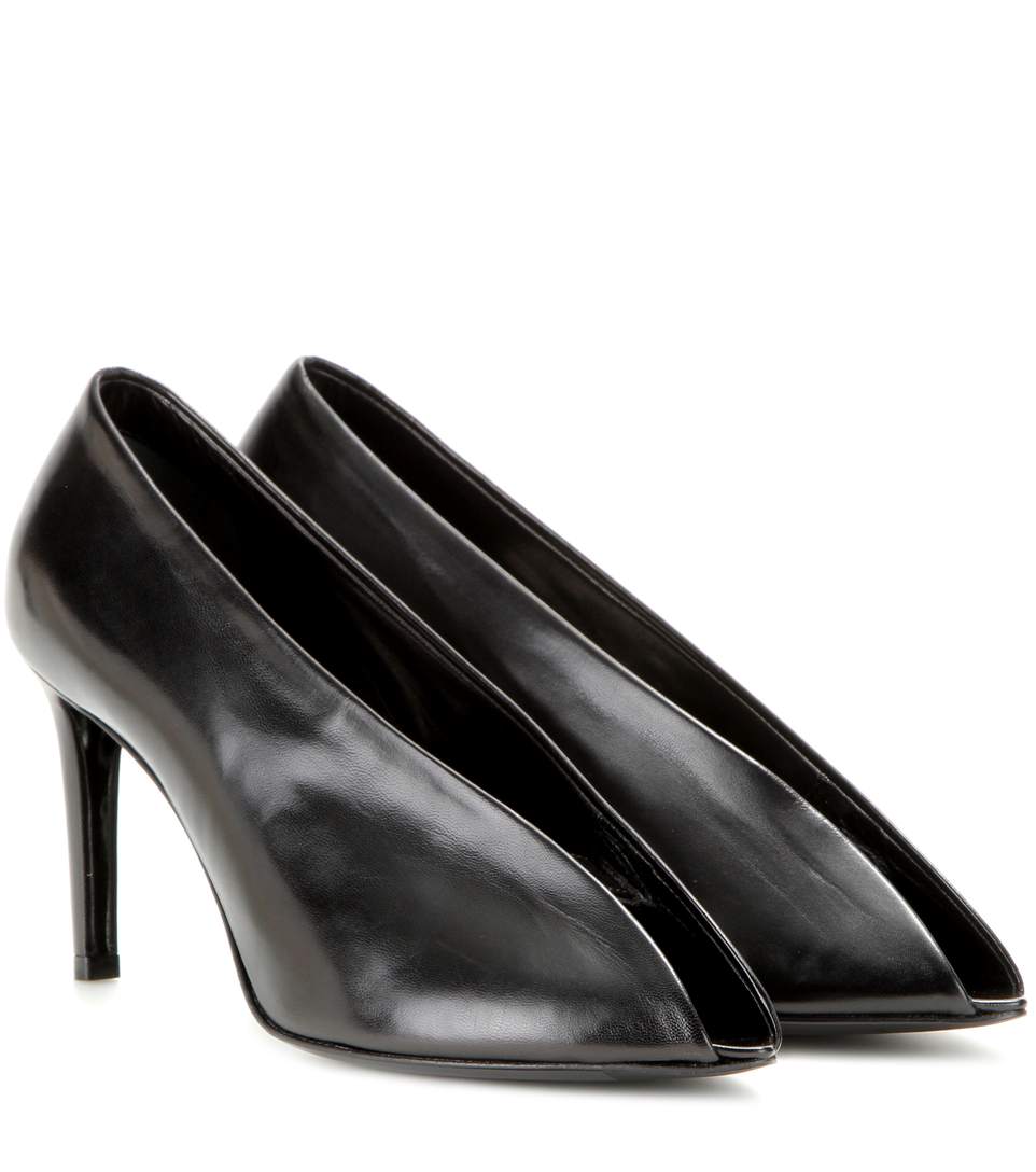 BALENCIAGA Leather pumps